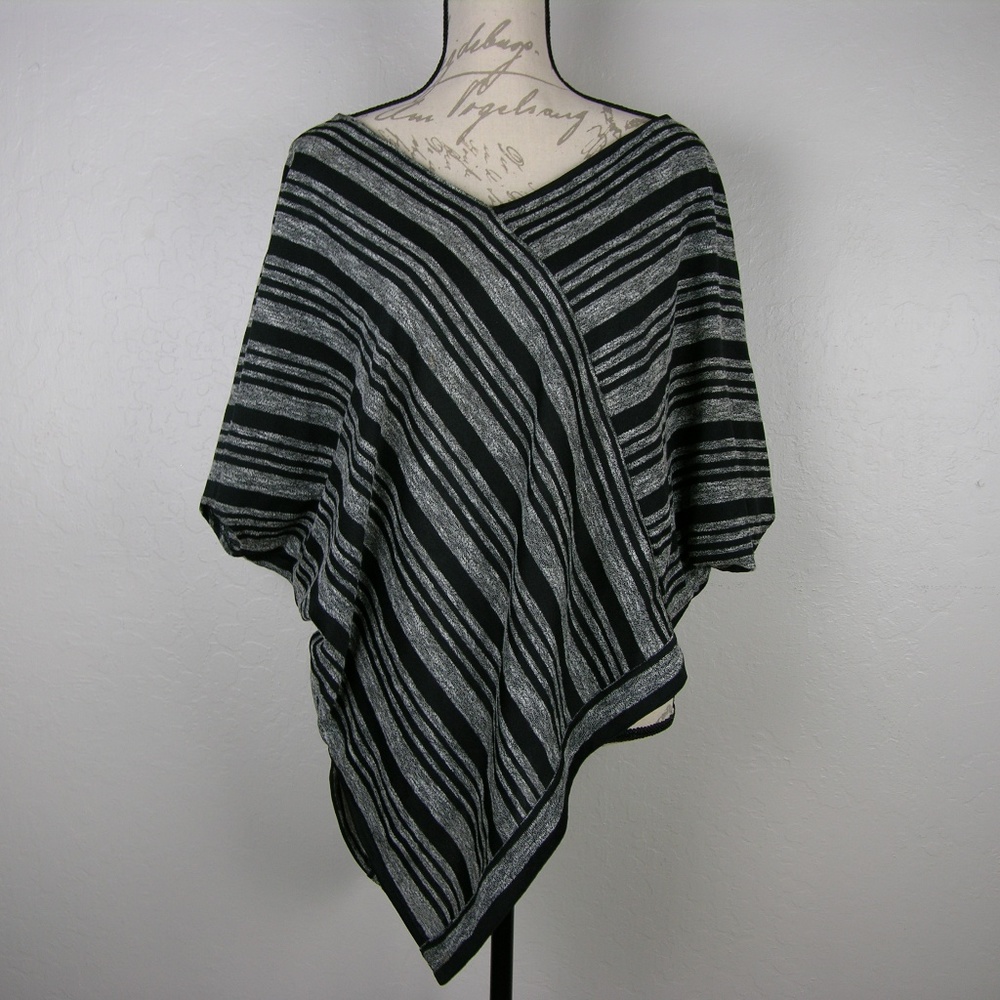 Vince Camuto Stripes Poncho - Picture 1 of 4